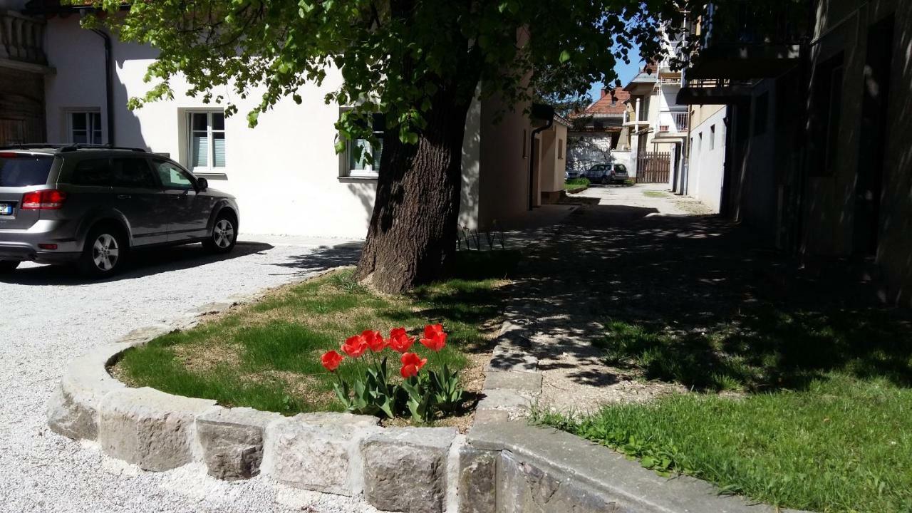 With Parking * Lubiana